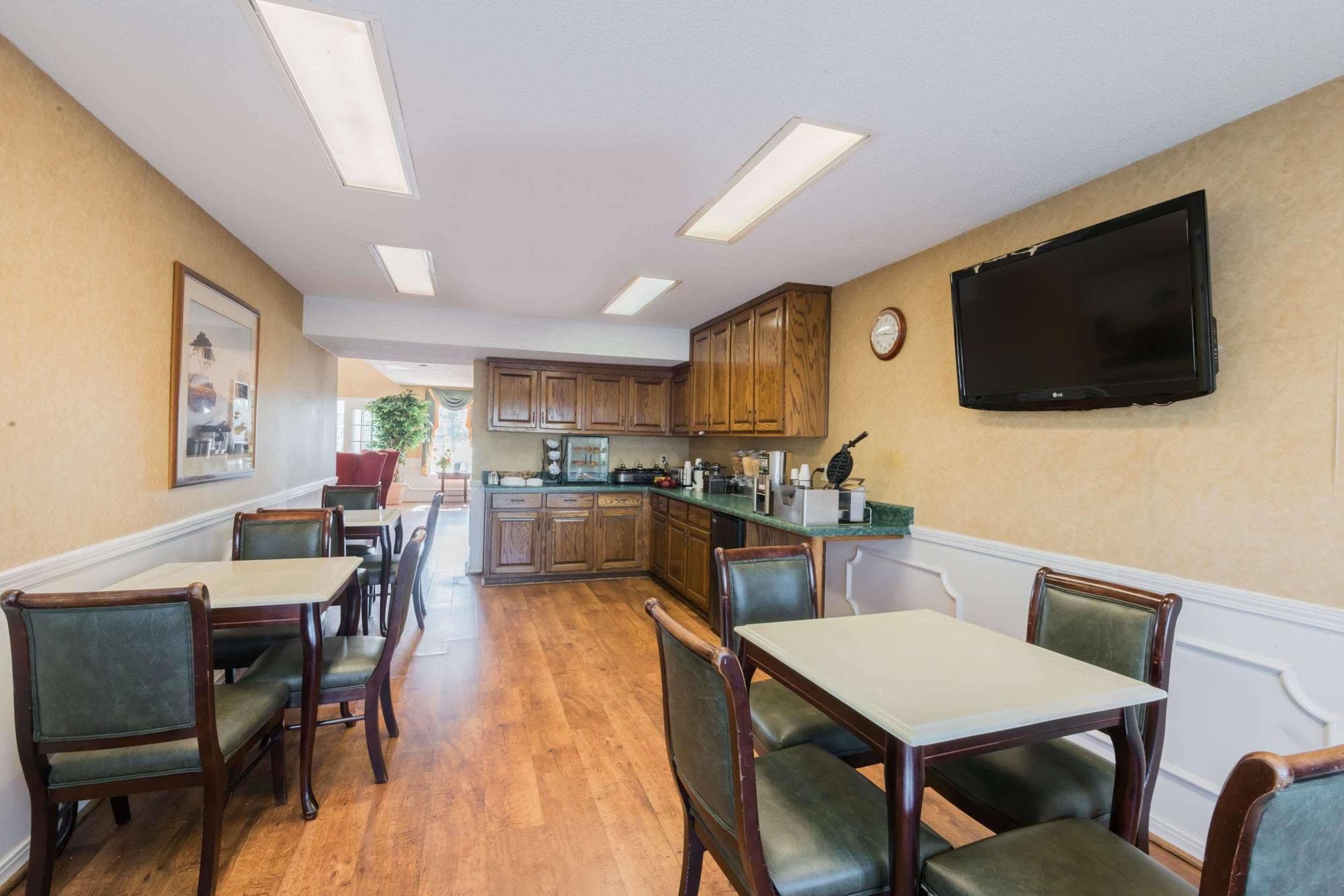 Baymont By Wyndham Greenville Esterno foto